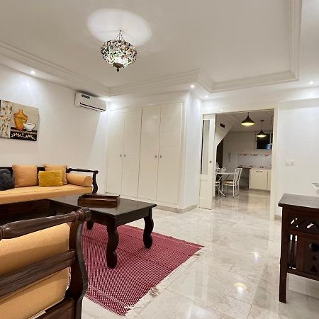 Appartement Sublime Duplex Au Bardo Tunis à Le Bardo Extérieur photo